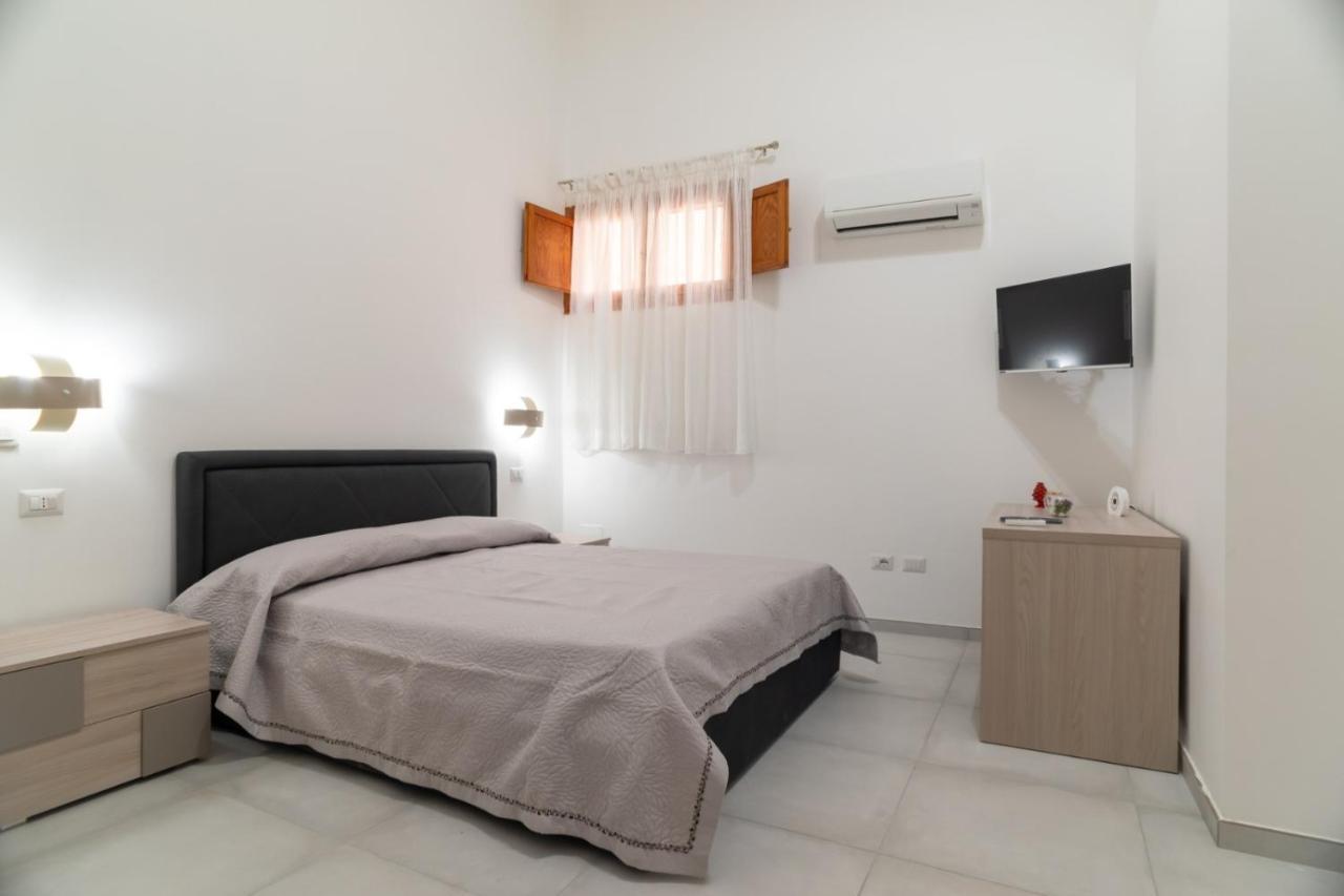 I Parrini Bed & Breakfast Porto Empedocle Exterior foto